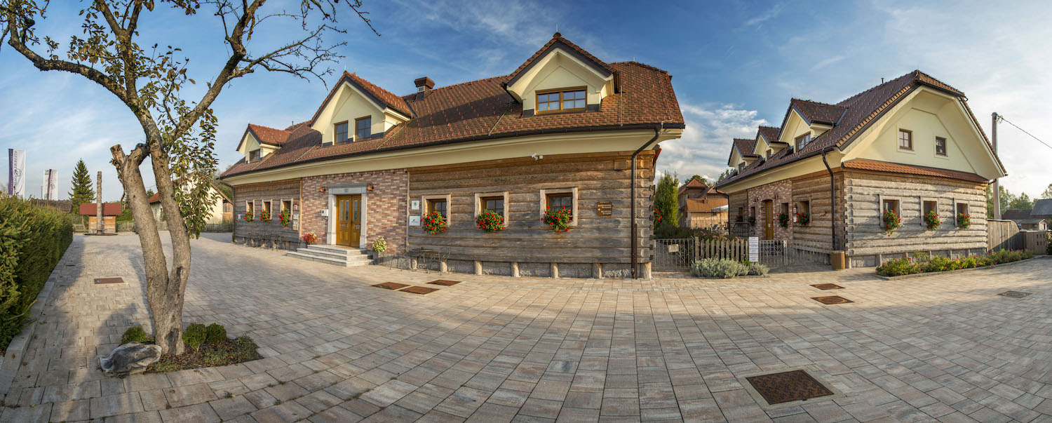 Poslovni dogodek na posestvu Trnulja